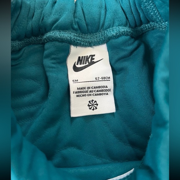 Nike Baby 6 Month 2-Piece Snap Jacket Set - Picture 4 of 6